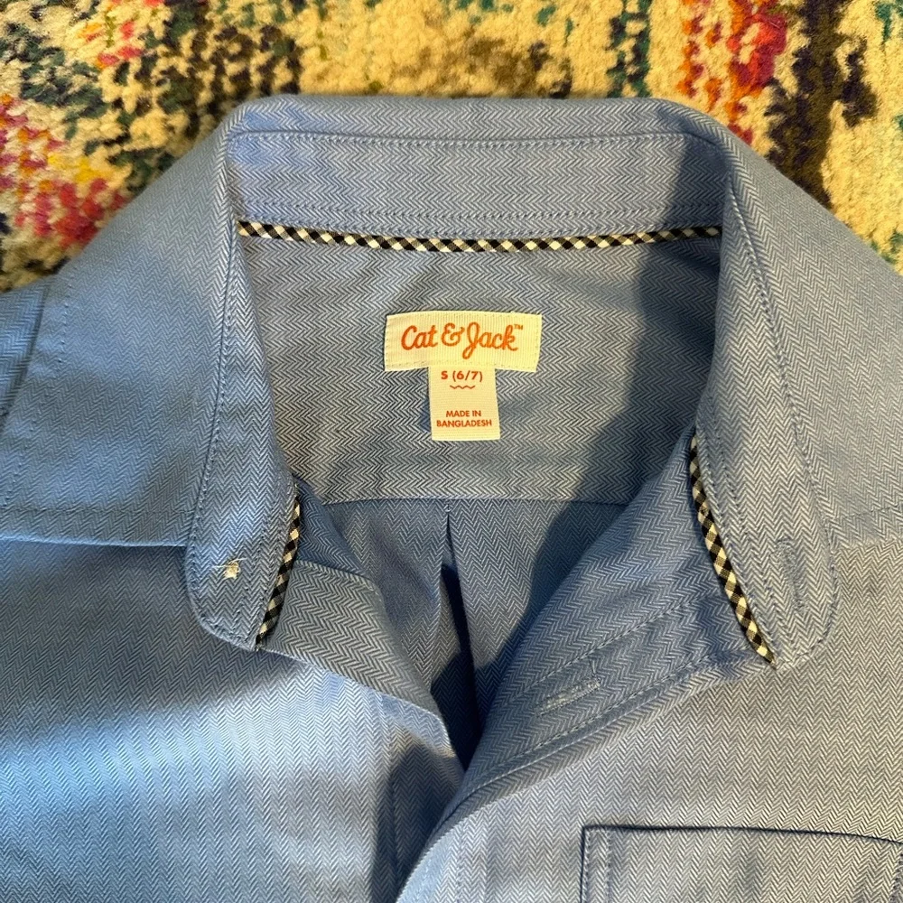 Cat & Jack Boy’s Blue Button Down Longsleeve Shirt